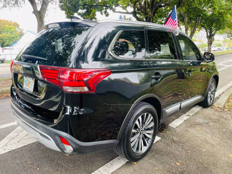 2020 Mitsubishi Outlander