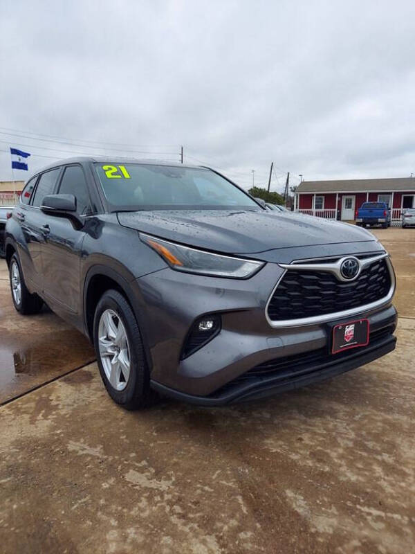 2021 Toyota Highlander LE