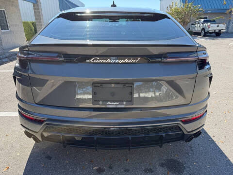 2021 Lamborghini Urus