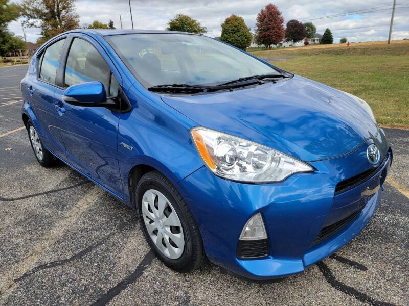 2014 Toyota Prius c for sale at Tremont Car Connection in Tremont IL