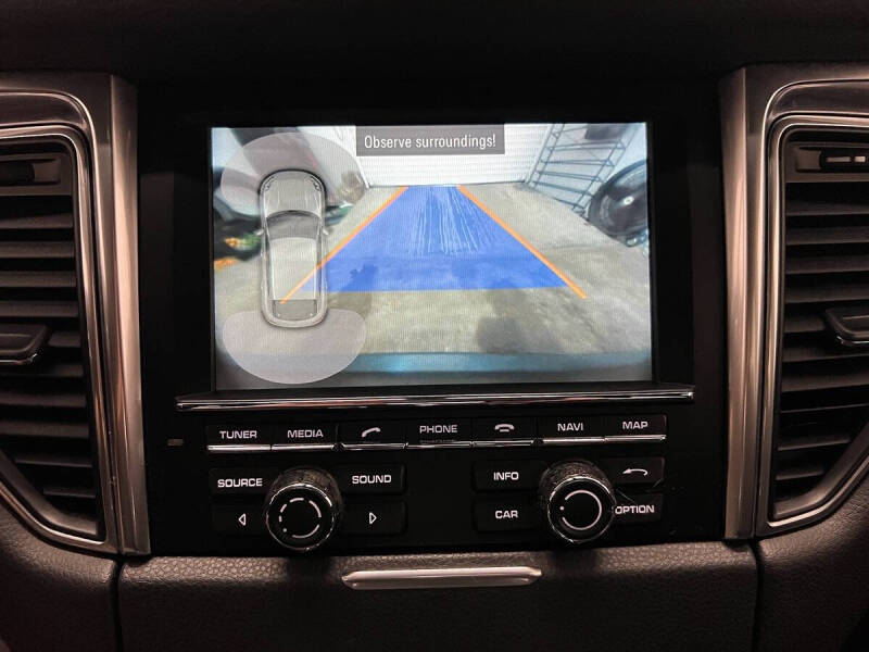 2015 Porsche Macan S