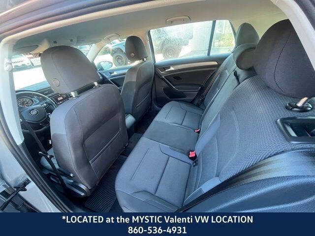 2019 Volkswagen Golf S