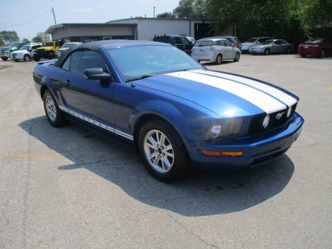 2007 Ford Mustang for sale at RJ Motors in Plano IL