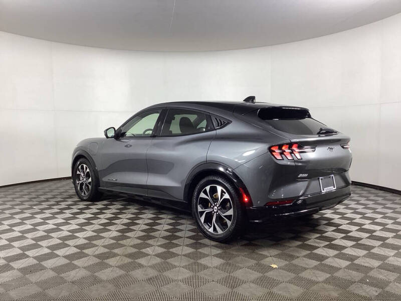 2021 Ford Mustang Mach-E Premium