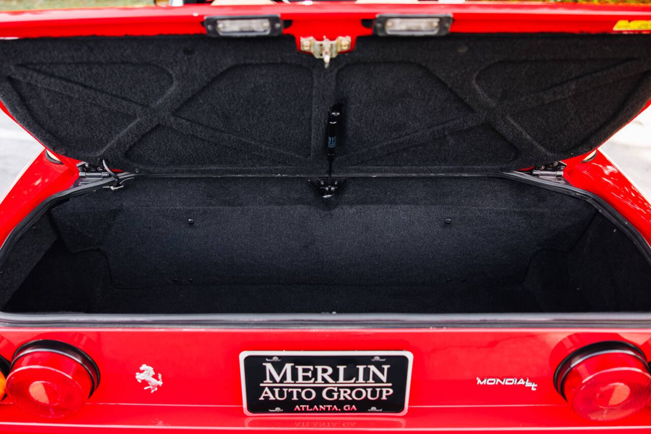 1989 Ferrari Mondial 55