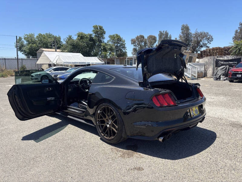 2017 Ford Mustang GT