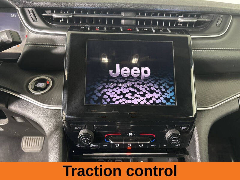 2024 Jeep Grand Cherokee Laredo