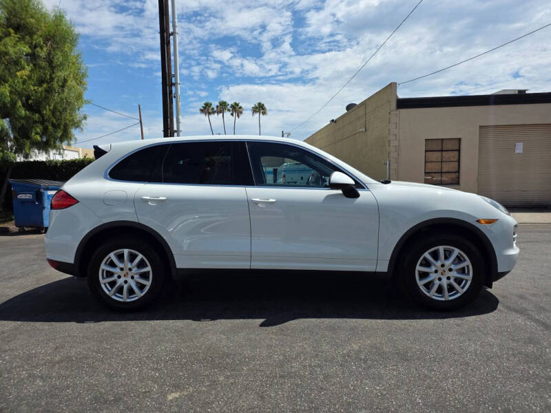 2014 Porsche Cayenne Platinum