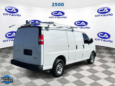 2023 GMC Savana 2500