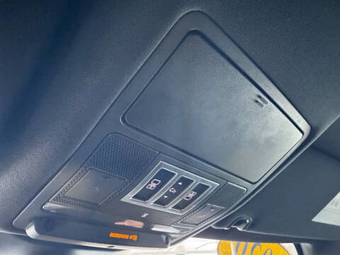 2020 Land Rover Discovery Landmark Edition