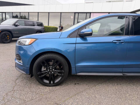2019 Ford Edge ST