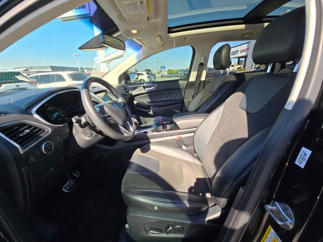 2016 Ford Edge Sport