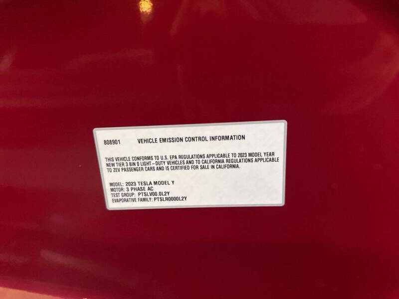2023 Tesla Model Y Performance