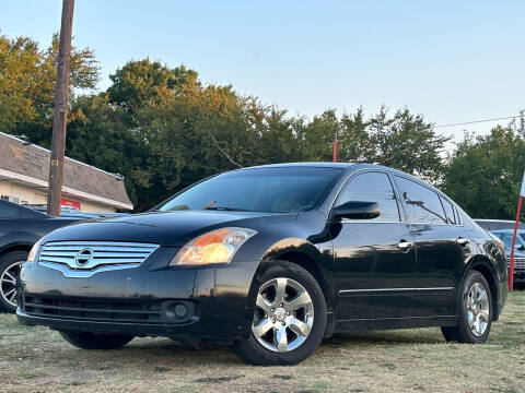 2009 Nissan Altima for sale at Cash Car Outlet in Mckinney TX