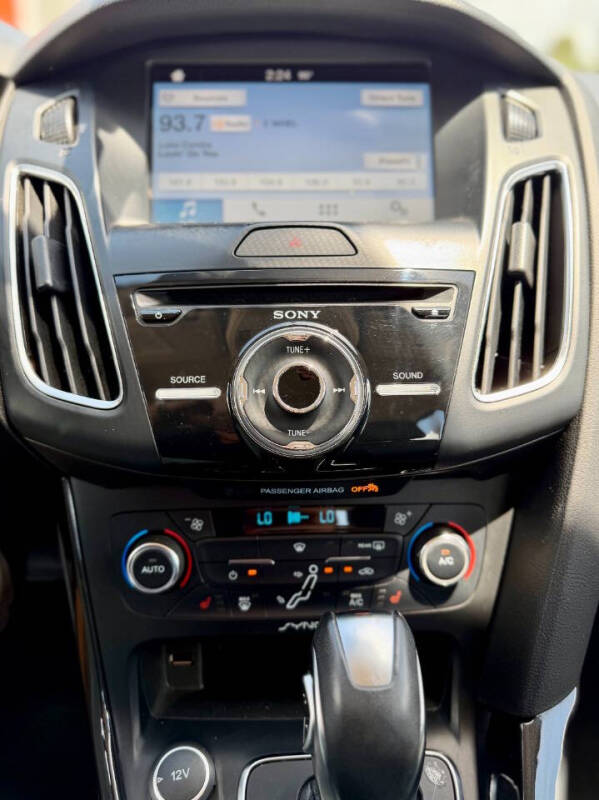 2016 Ford Focus Titanium