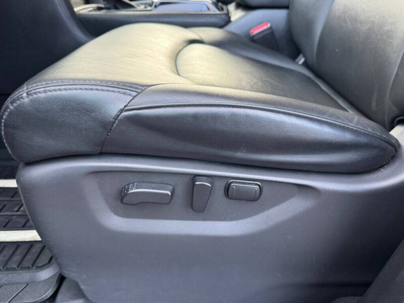 2022 Nissan Armada SV