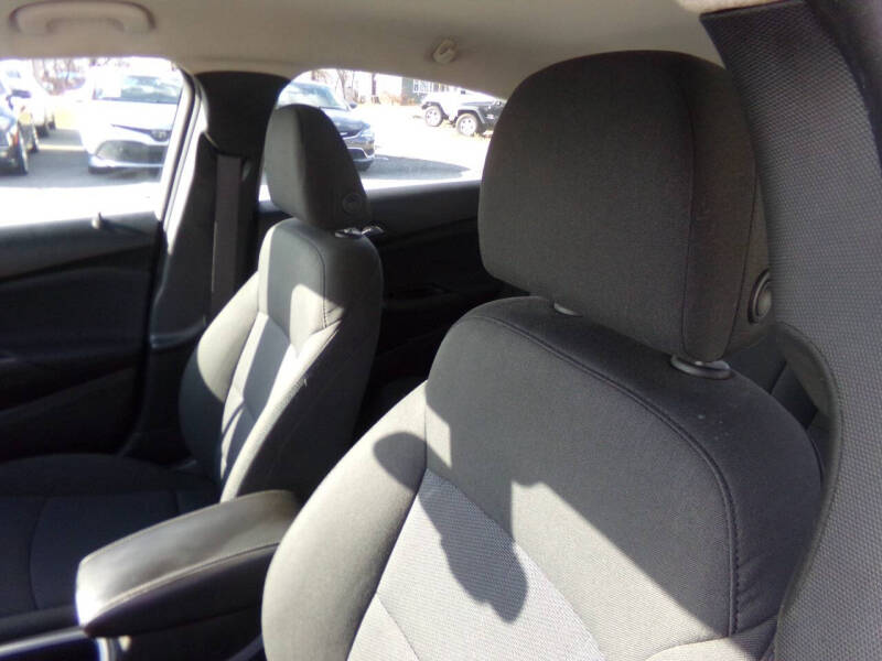 2017 Chevrolet Cruze LT Auto