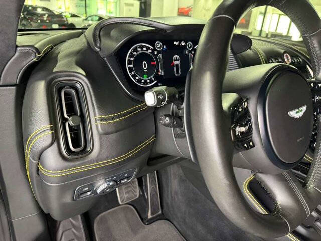 2021 Aston Martin DBX