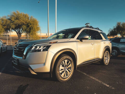 2025 Nissan Pathfinder SV