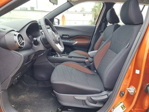 2024 Nissan Kicks SR