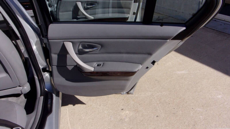 2011 BMW 3 Series 328i