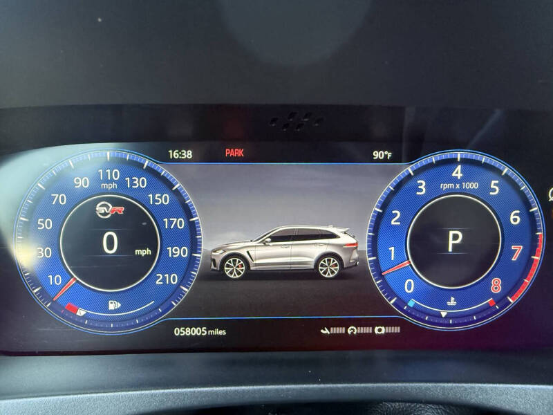 2020 Jaguar F-PACE SVR