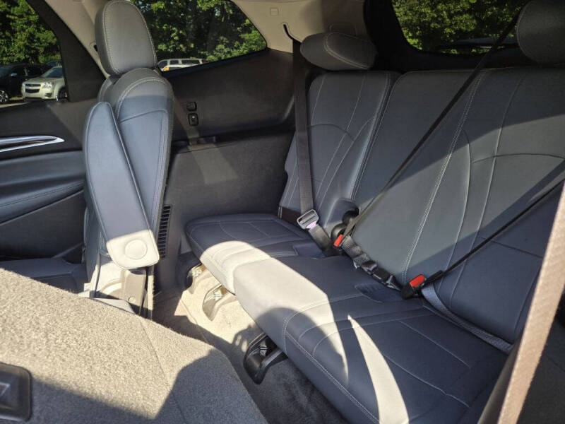 2020 Buick Enclave Essence