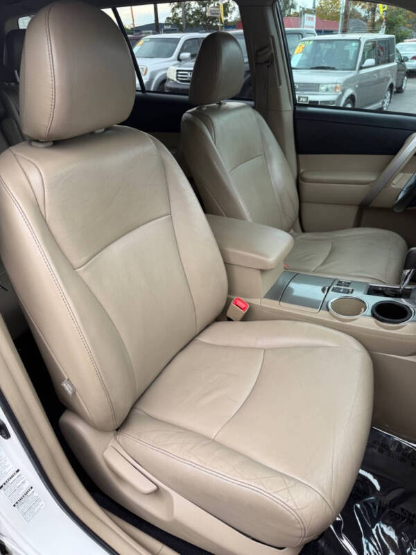 2013 Toyota Highlander