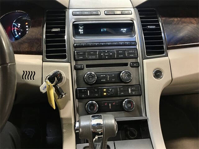 2011 Ford Taurus SEL