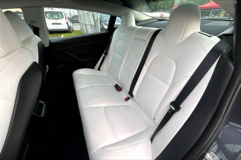 2022 Tesla Model 3 Long Range