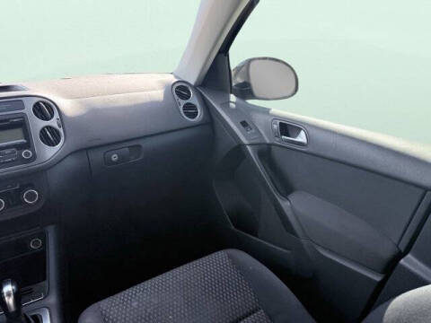 2011 Volkswagen Tiguan S