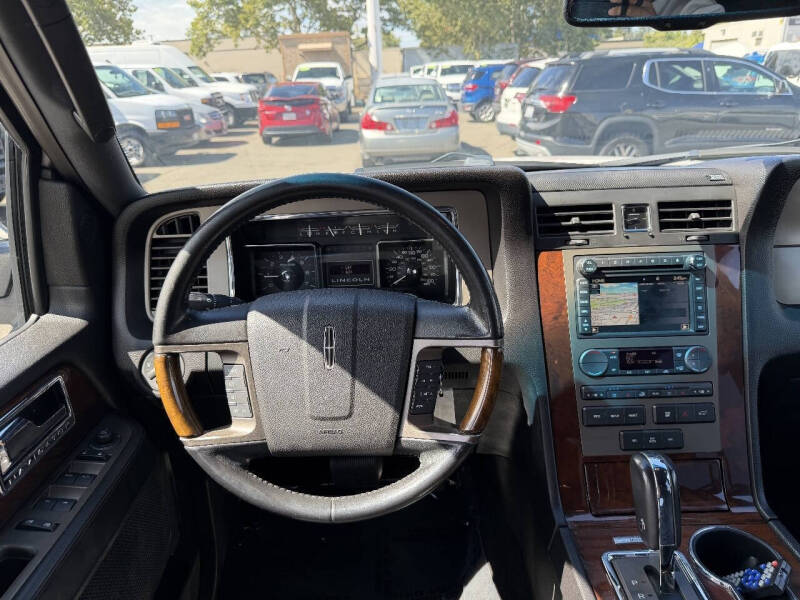 2014 Lincoln Navigator