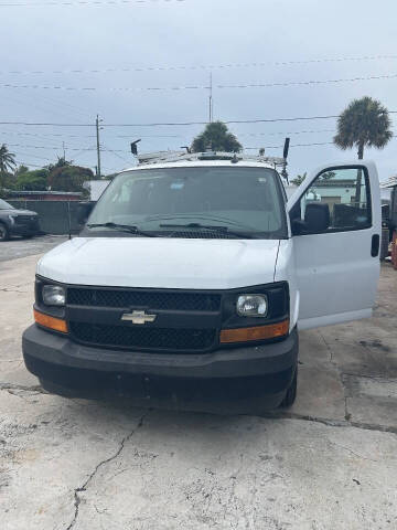 2017 Chevrolet Express 2500