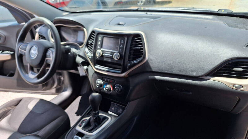 2018 Jeep Cherokee Latitude