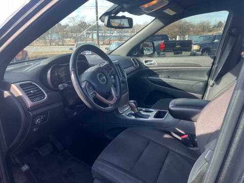 2016 Jeep Grand Cherokee Laredo