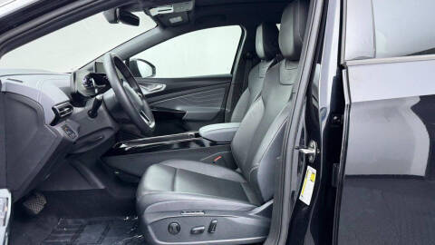 2023 Volkswagen ID.4 Pro S Plus