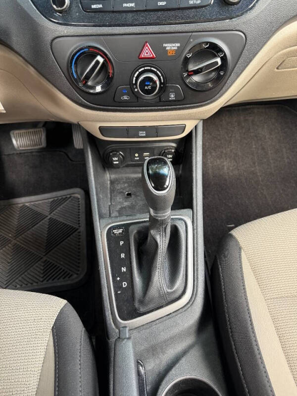 2019 Hyundai Accent SEL