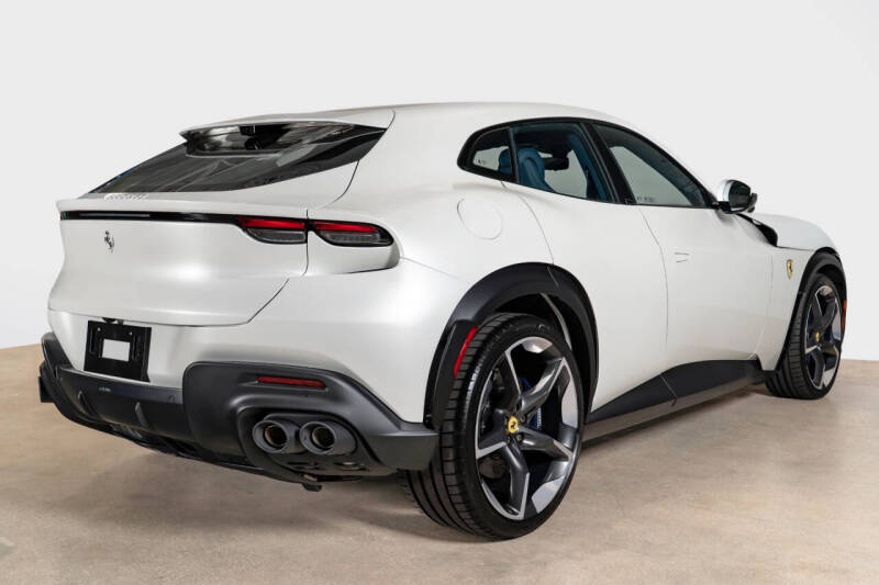 2025 Ferrari Purosangue