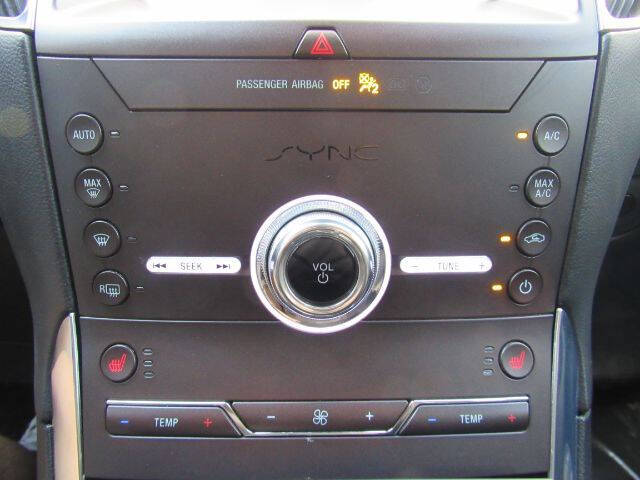 2020 Ford Edge Titanium