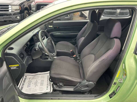 2010 Hyundai Accent Blue