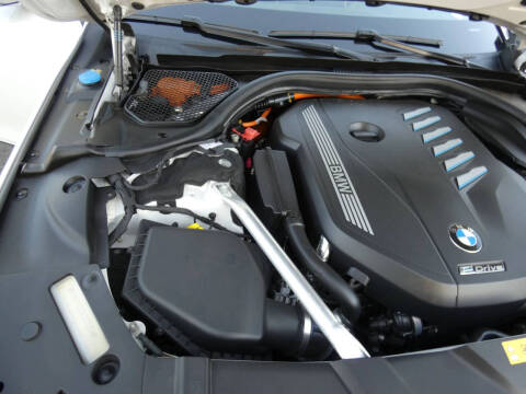 2022 BMW 7 Series 745e xDrive