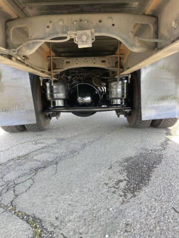2016 Freightliner M2 106