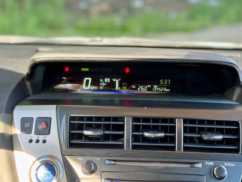 2012 Toyota Prius v Two