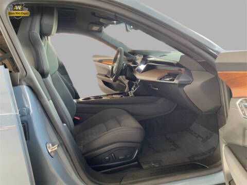 2022 Audi e-tron GT quattro Premium Plus