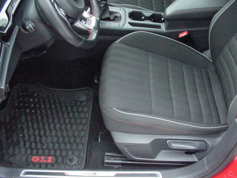 2019 Volkswagen Jetta GLI 35th Anniversary Edition