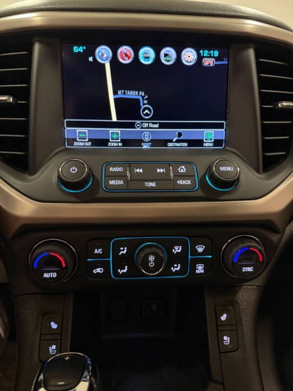 2017 GMC Acadia Denali