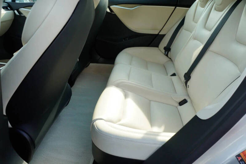 2017 Tesla Model S