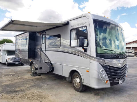 2015 Fleetwood Storm 32H