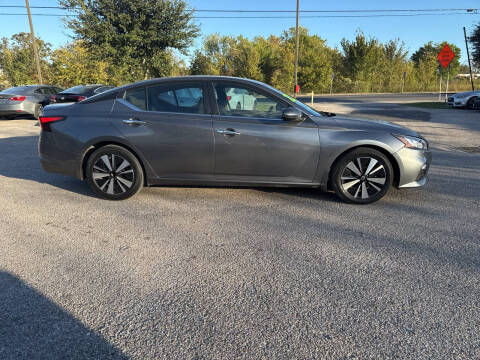 2022 Nissan Altima 2.5 SV