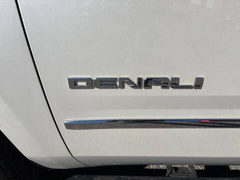 2017 GMC Yukon Denali